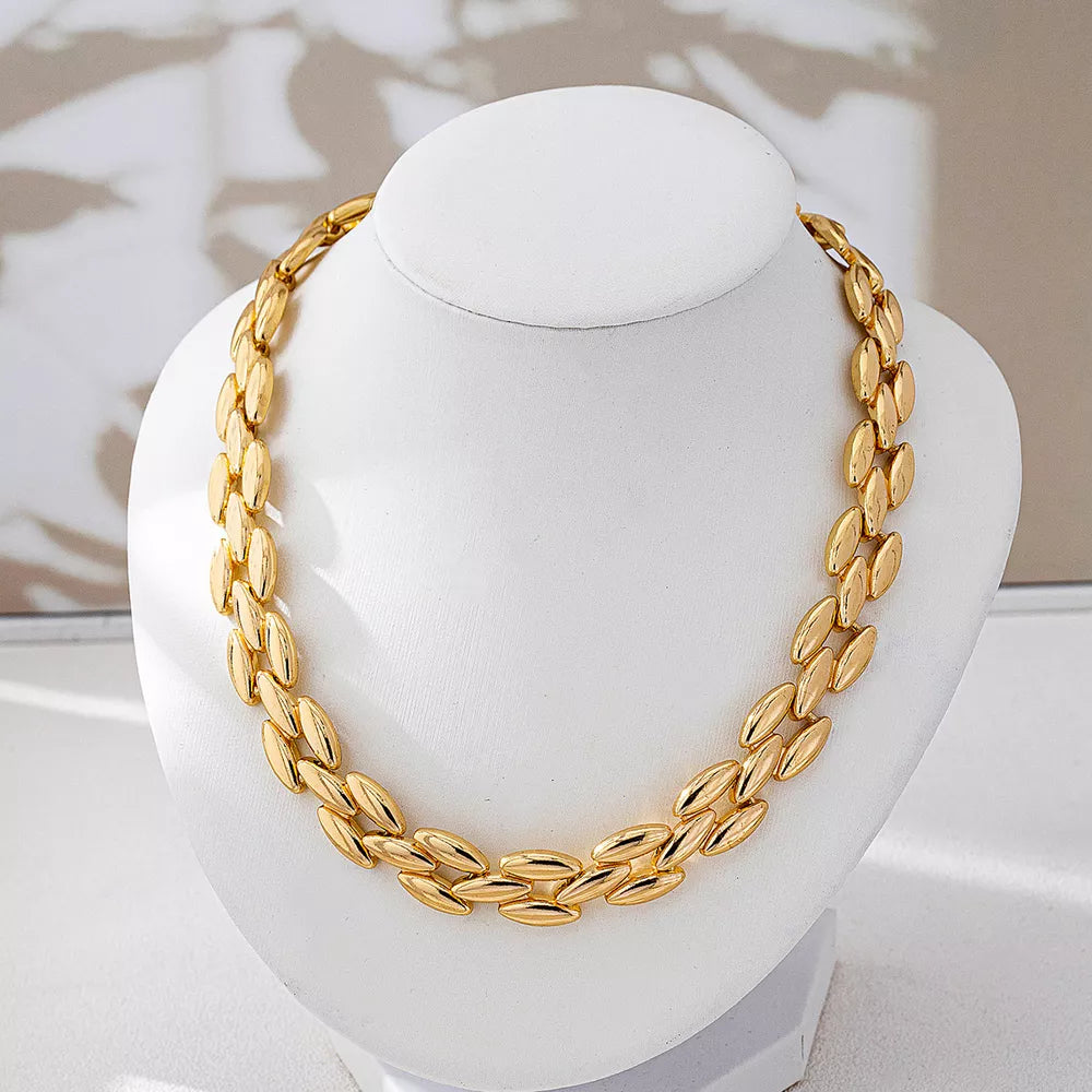Gold Statement Necklace Close Up