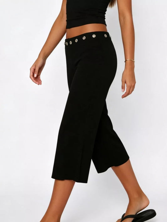 Capri Pants Side View