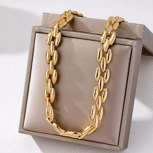Gold Chunky Chain Necklace Side